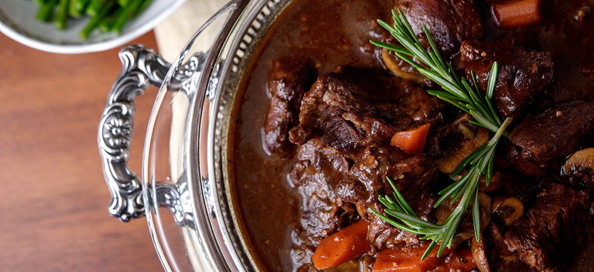 Your guide to a traditional french christmas dinner Dining In: An elegant French-style Christmas dinner