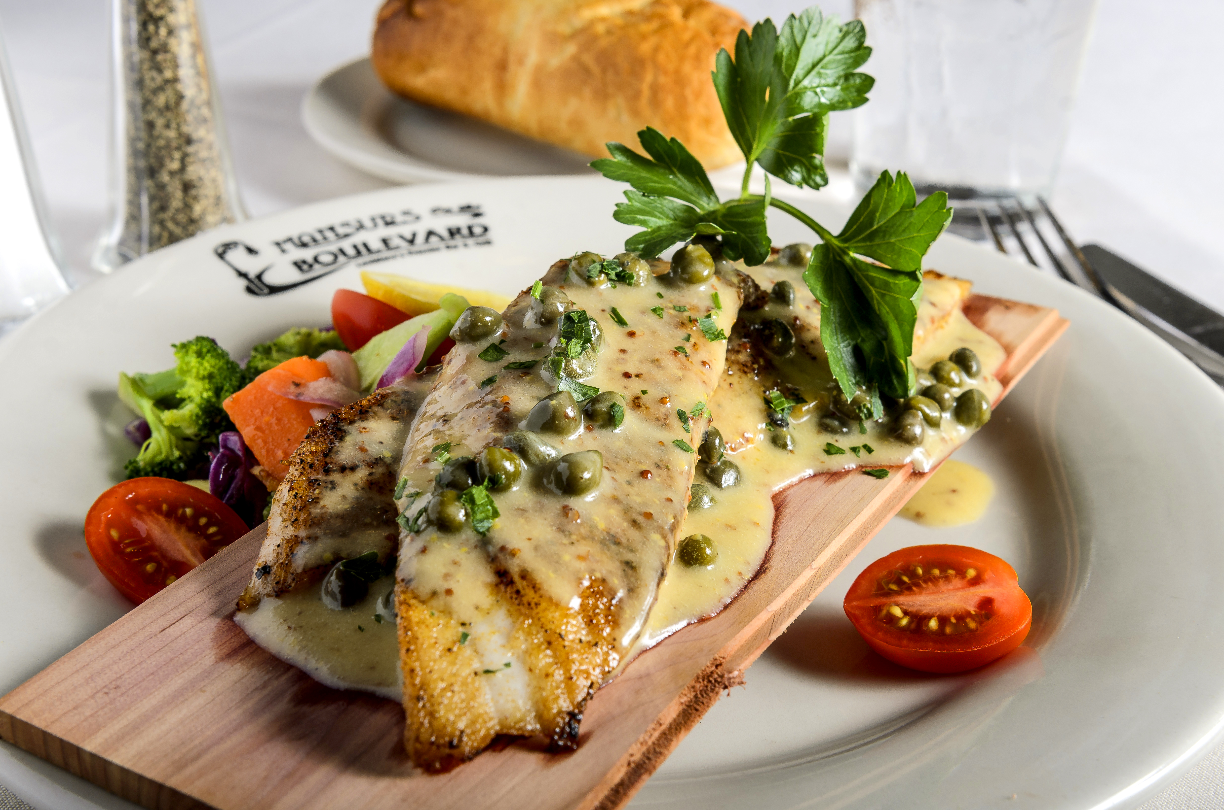 Gobble up turkey, barbecue and more at these Baton Rouge restaurants