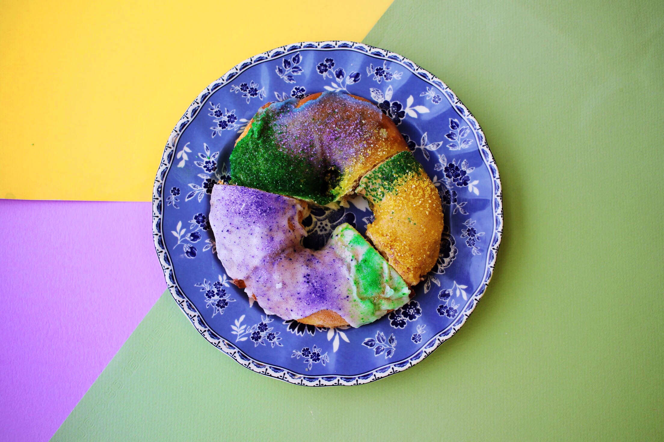 mini king cakes baton rouge