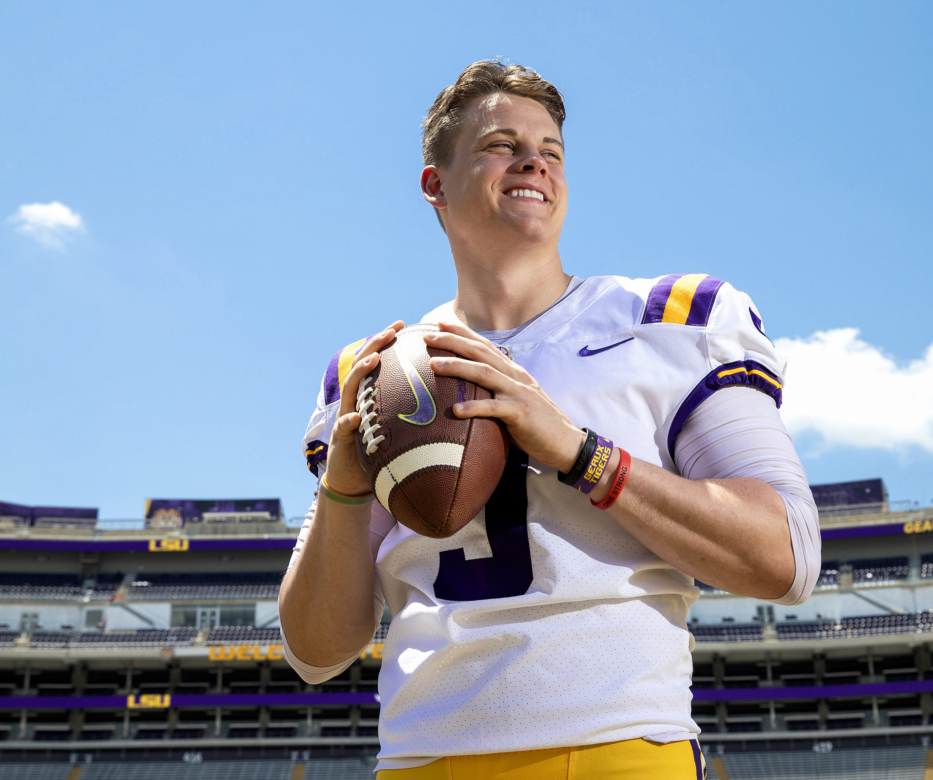 LSU Football - HOLD THAT TIGER! LSU welcomes graduate transfer QB Joe Burrow  to the Class of 2018. Details: