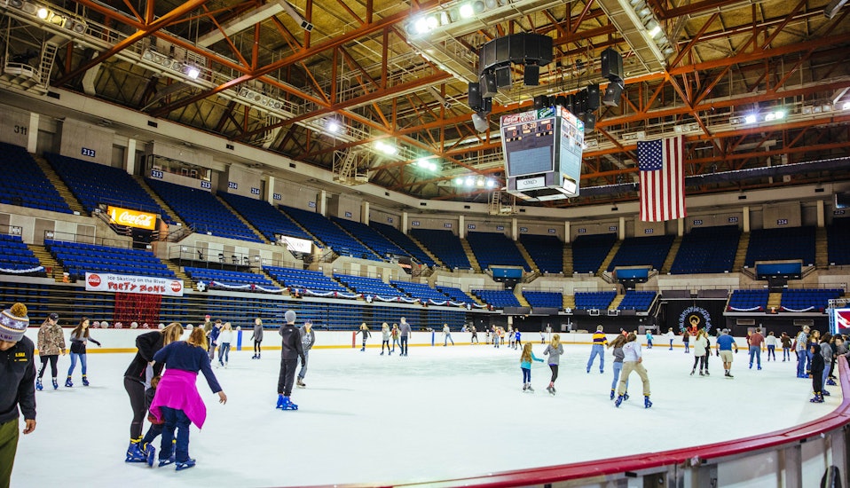 Dine Roundup Ice skating, virtual art auction and more in Baton Rouge