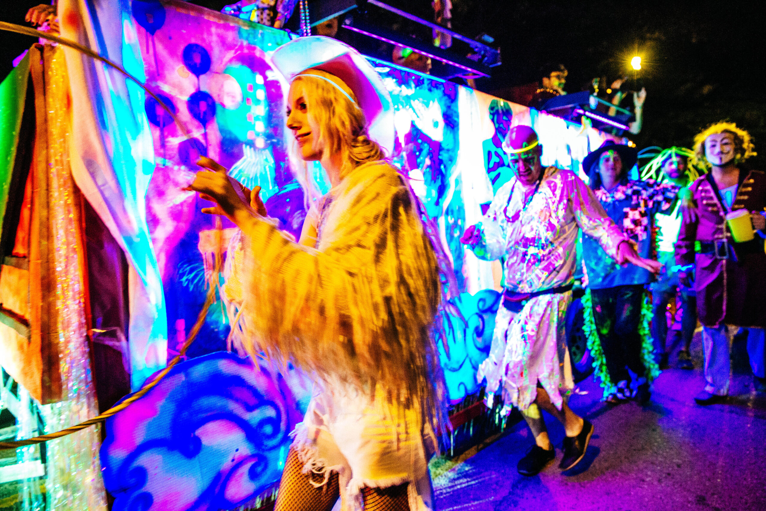 Baton+Rouge+Dazzles+with+Vibrant+Mardi+Gras+Extravaganza