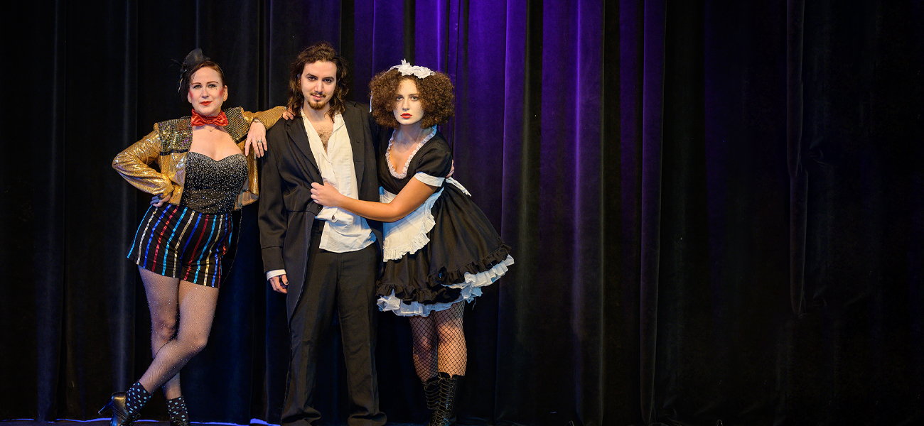 Theater review: Lyric Theatre gives B-movie spoof 'Rocky Horror Show' a  Grade A production