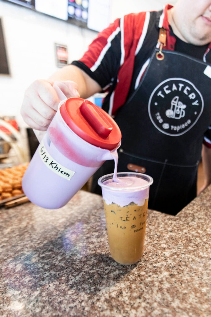 Where to find trendy cold foam in coffee, tea and alcoholic drinks